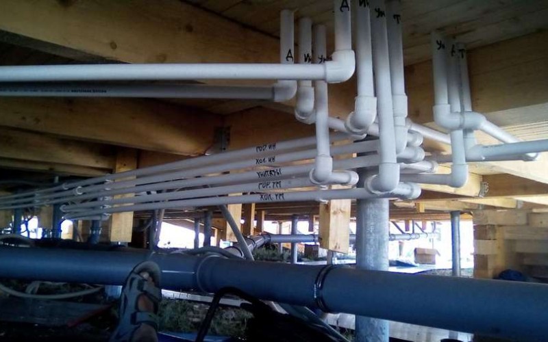 Разводка водопровода в общественном санблоке