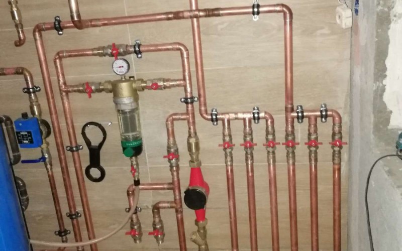 Водораспределительный узел в котельной частного дома